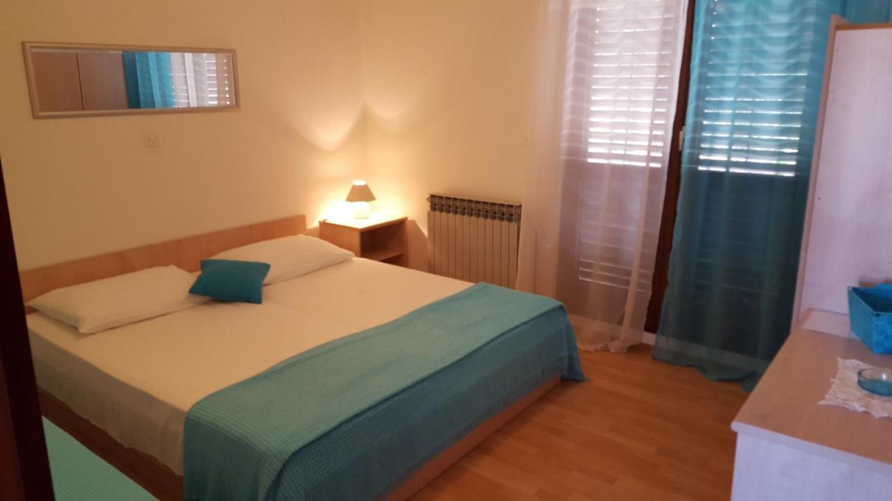 Apartmani Antunovic Podgora Exterior foto