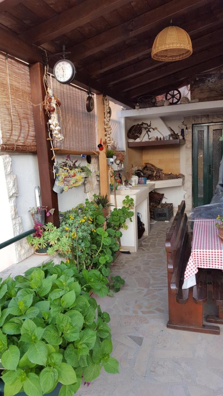 Apartmani Antunovic Podgora Exterior foto